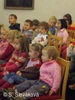 * Z DĚNÍ VE MĚSTĚ